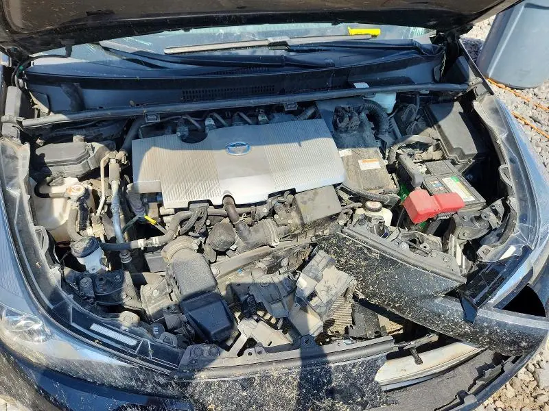 2021 TOYOTA PRIUS LE  