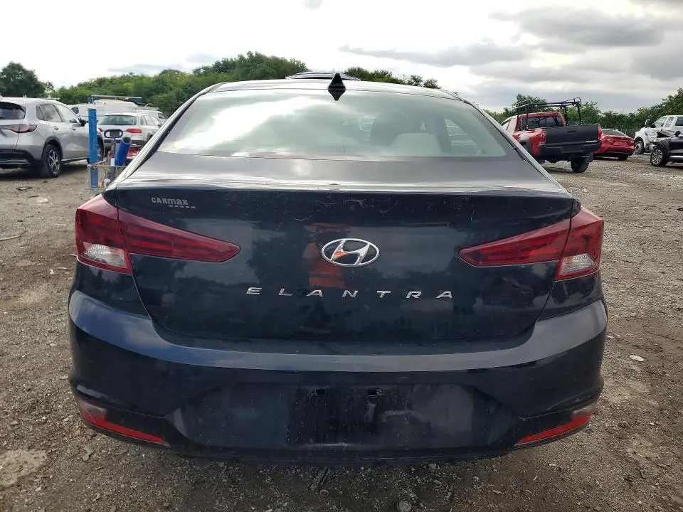 2020 HYUNDAI ELANTRA SEL  