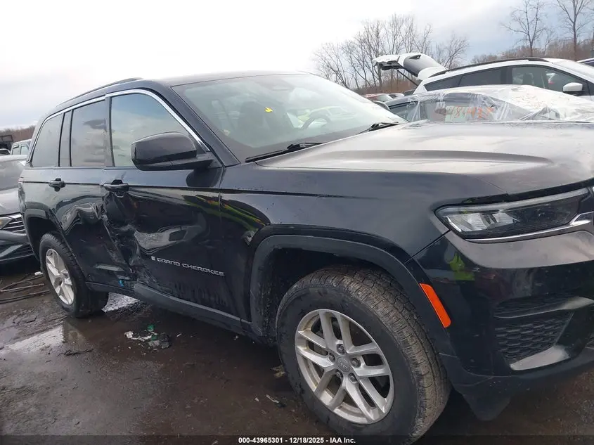 2023 JEEP GRAND CHEROKEE LAREDO 4X4