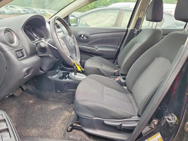 2018 NISSAN VERSA SV  