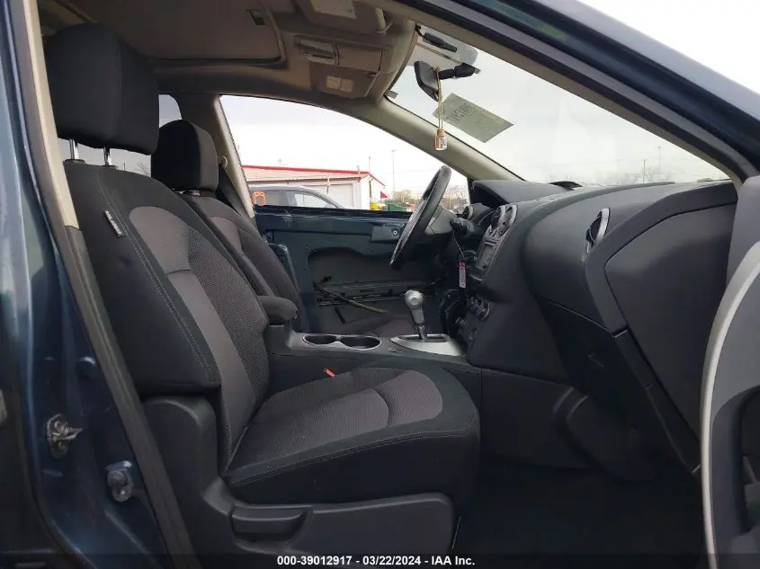 2013 NISSAN ROGUE SV