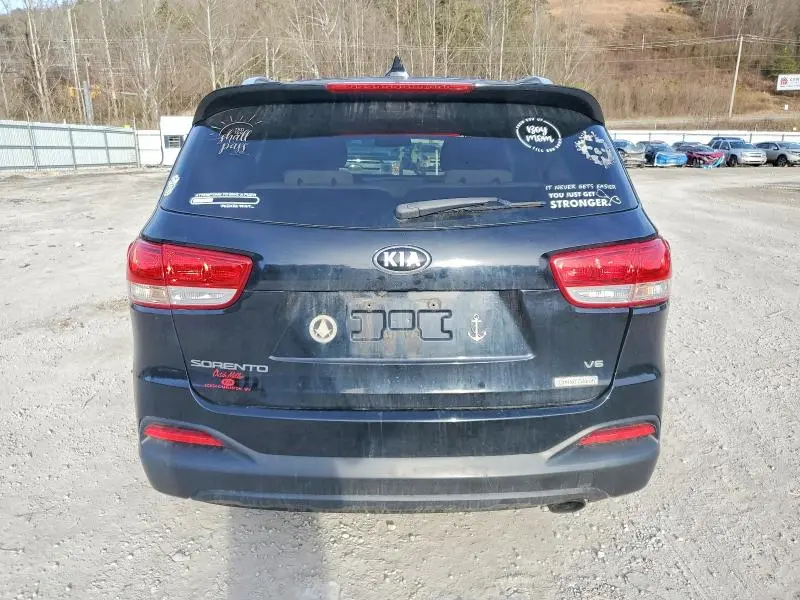 2016 KIA SORENTO LX  