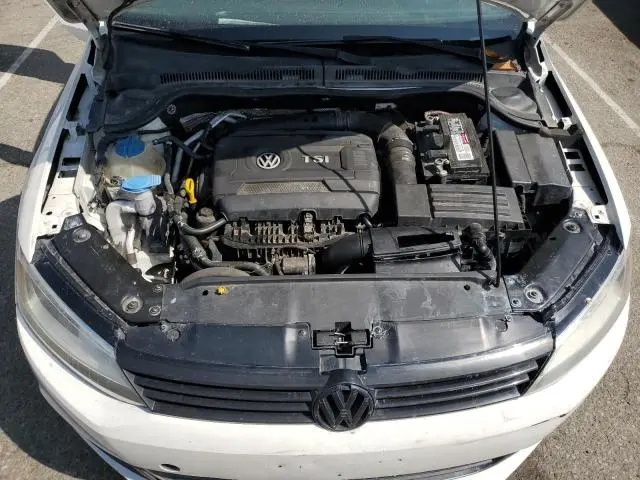 2014 VOLKSWAGEN JETTA SE  