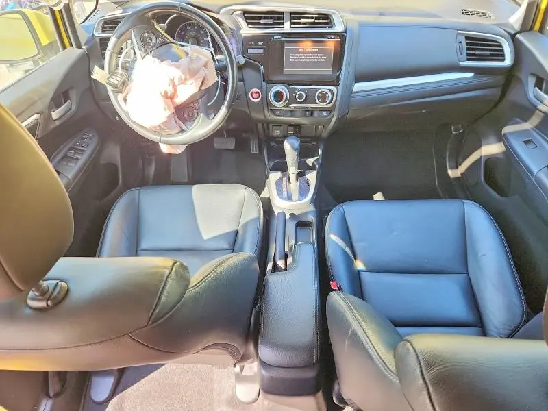 2015 HONDA FIT   