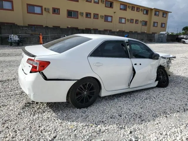 2014 TOYOTA CAMRY L  