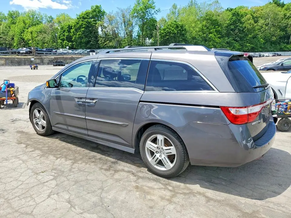 2011 HONDA ODYSSEY TOURING  