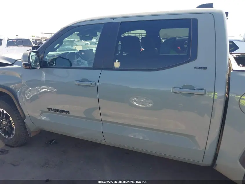2025 TOYOTA TUNDRA SR5