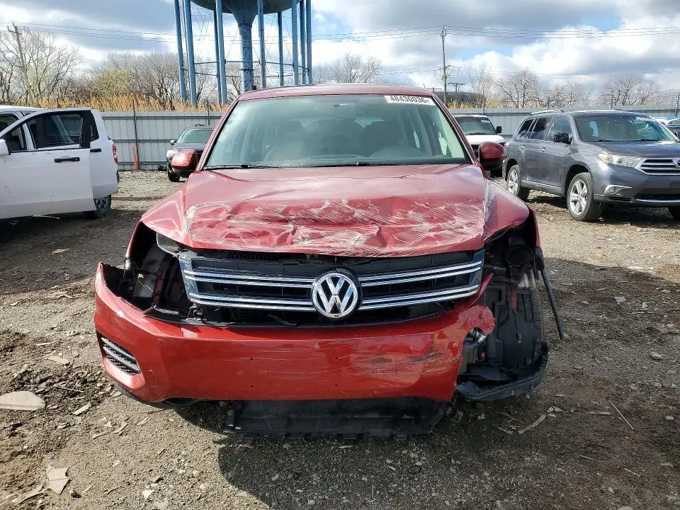 2012 VOLKSWAGEN TIGUAN S  