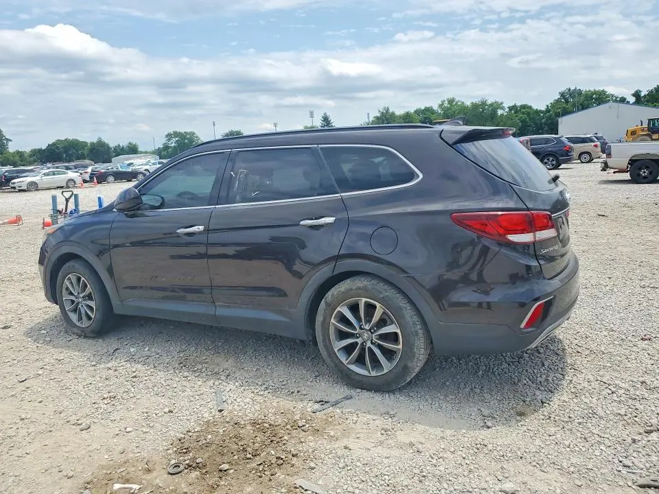 2017 HYUNDAI SANTA FE SE  