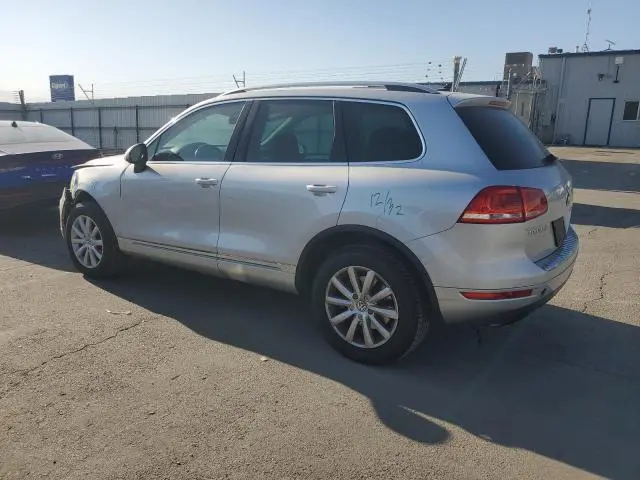 2012 VOLKSWAGEN TOUAREG V6  