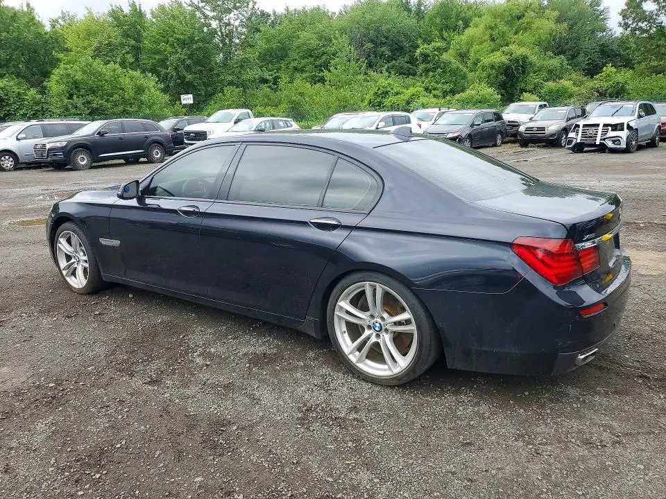 2014 BMW 750 LXI  