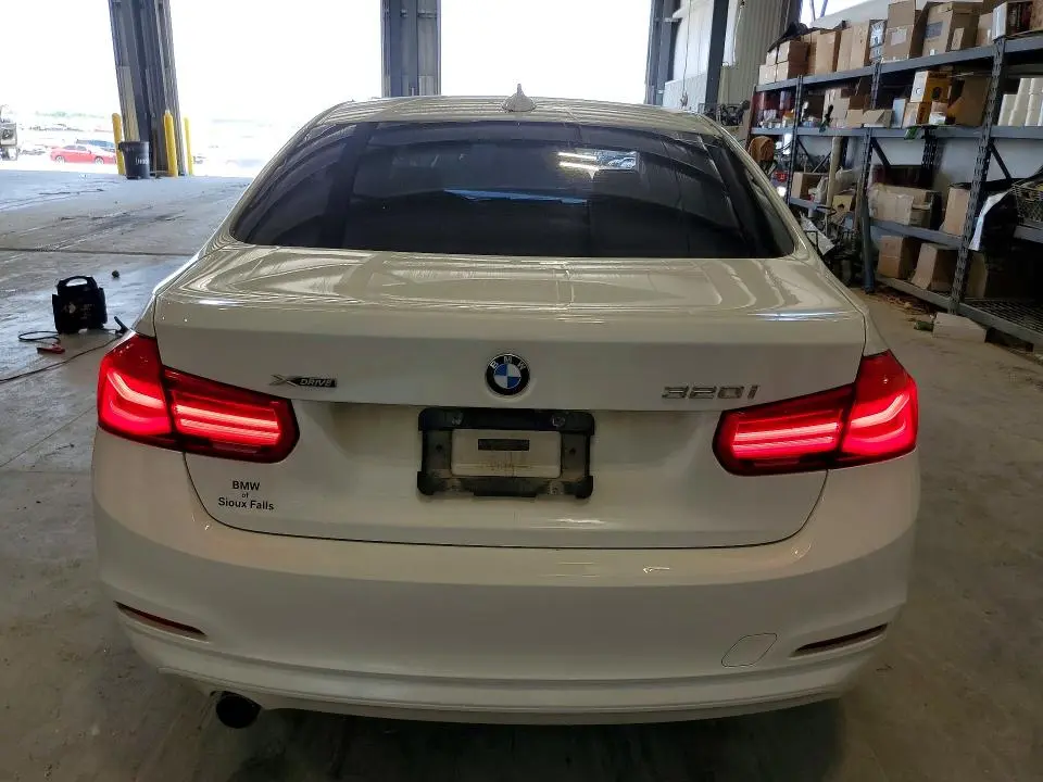2018 BMW 320 XI  