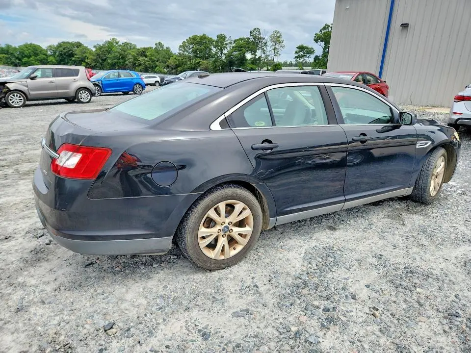 2010 FORD TAURUS SEL  
