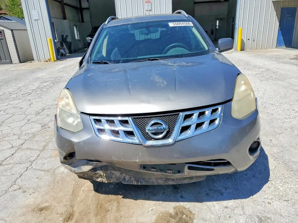 2013 NISSAN ROGUE S  