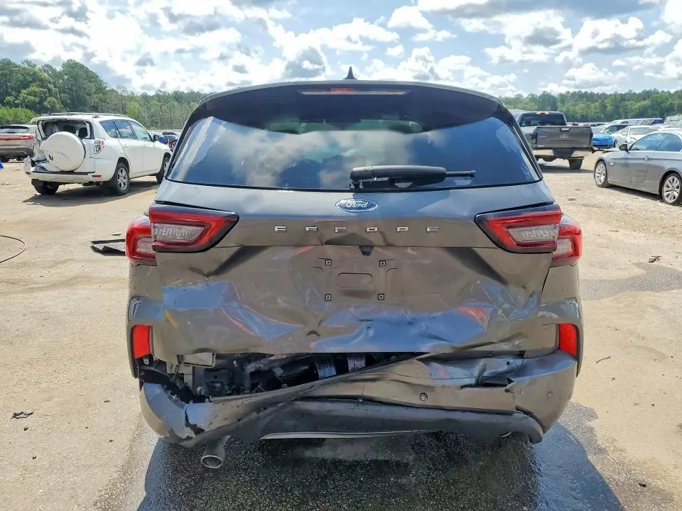2024 FORD ESCAPE ST LINE  