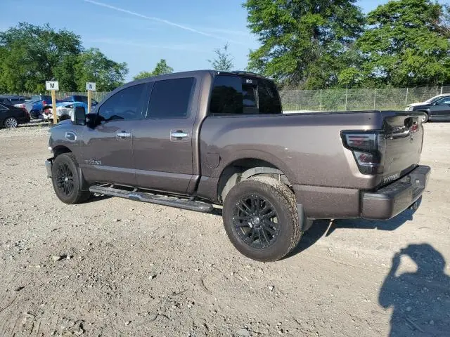 2017 NISSAN TITAN SV  