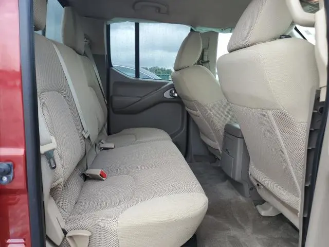 2015 NISSAN FRONTIER SV  