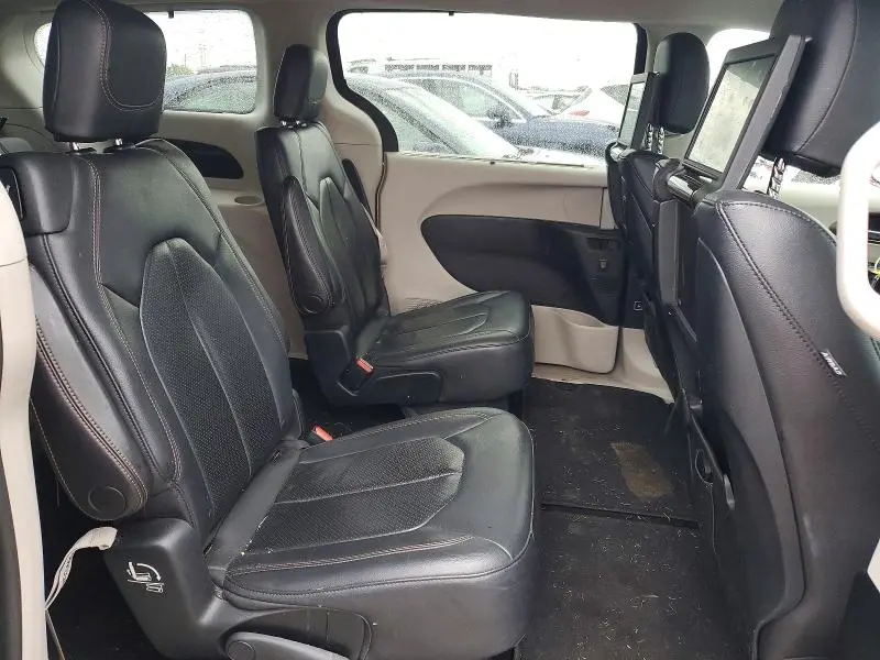 2018 CHRYSLER PACIFICA TOURING L PLUS  