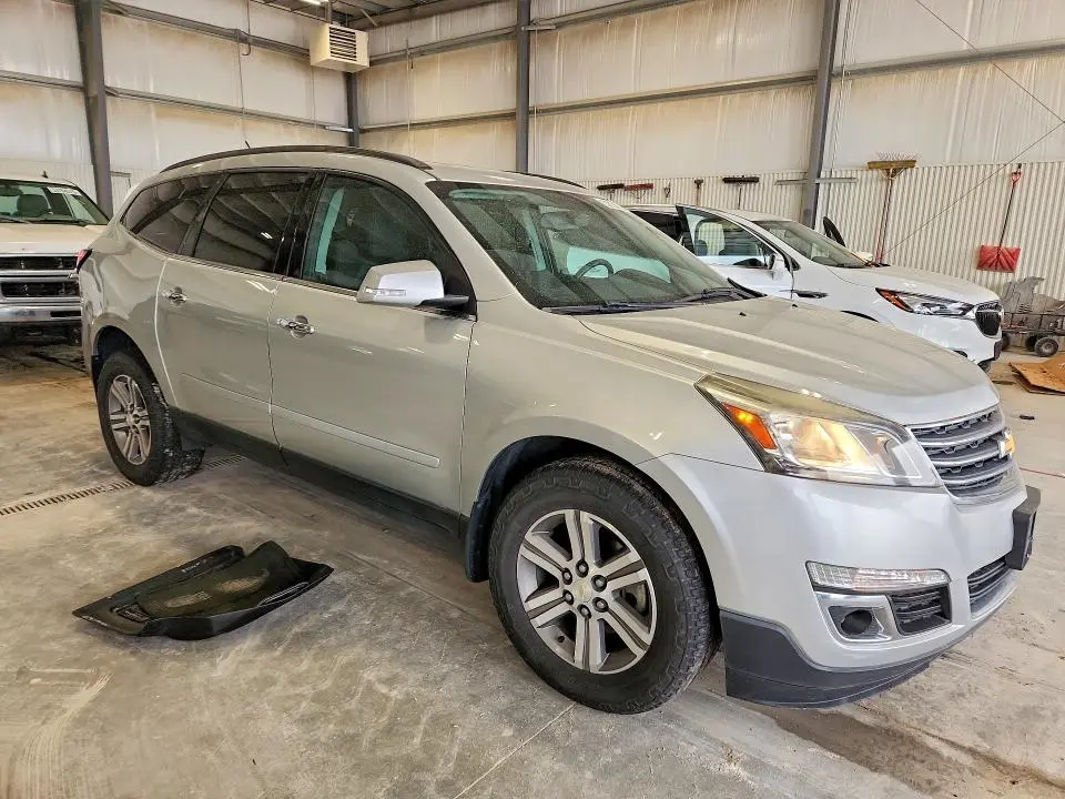 2015 CHEVROLET TRAVERSE LT  