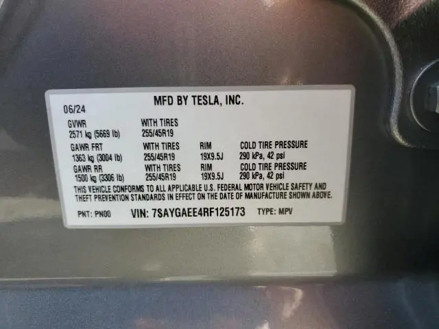 2024 TESLA MODEL Y