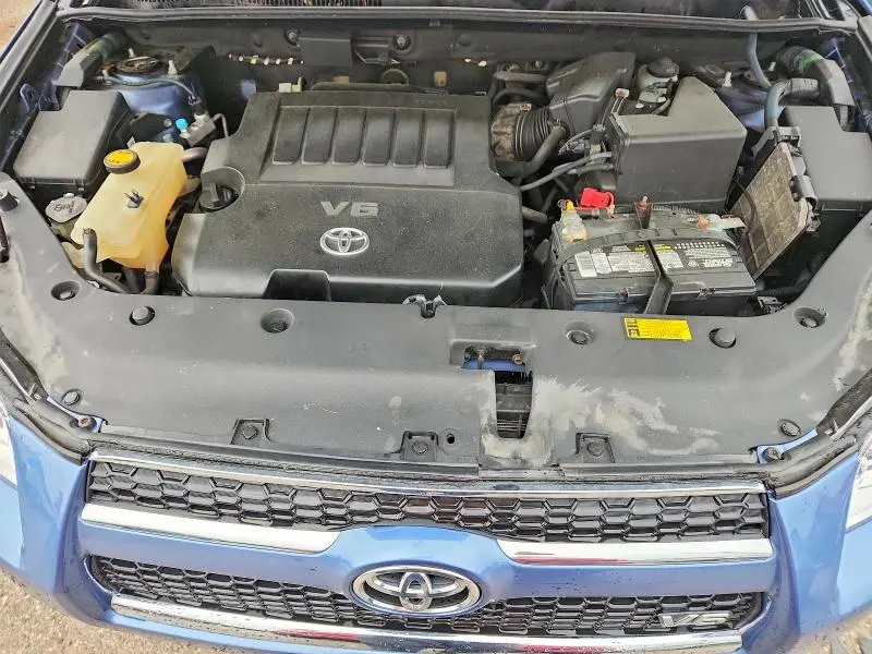 2011 TOYOTA RAV4 LIMITED  