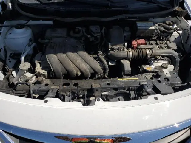 2019 NISSAN VERSA S