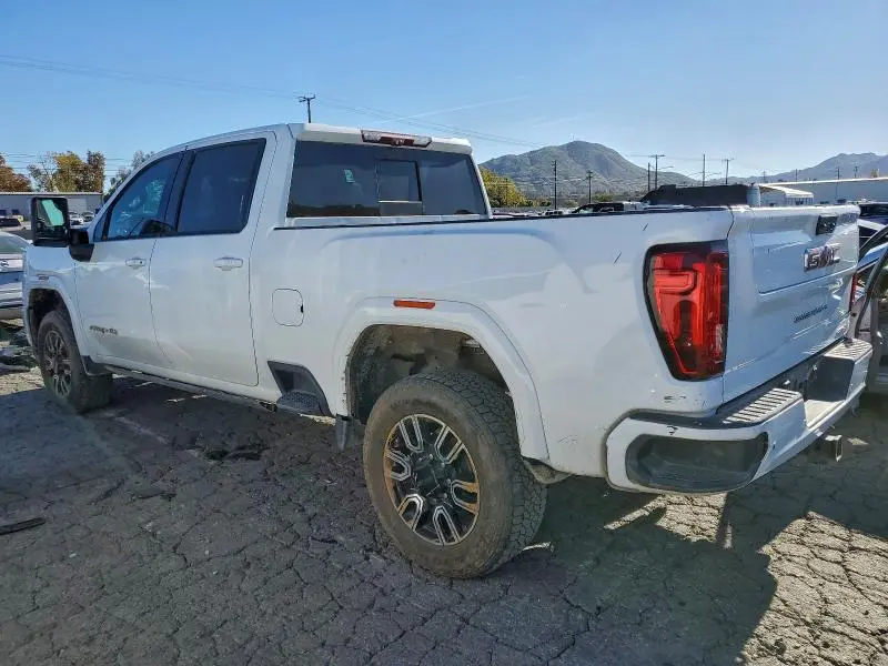 2020 GMC SIERRA K2500 AT4  
