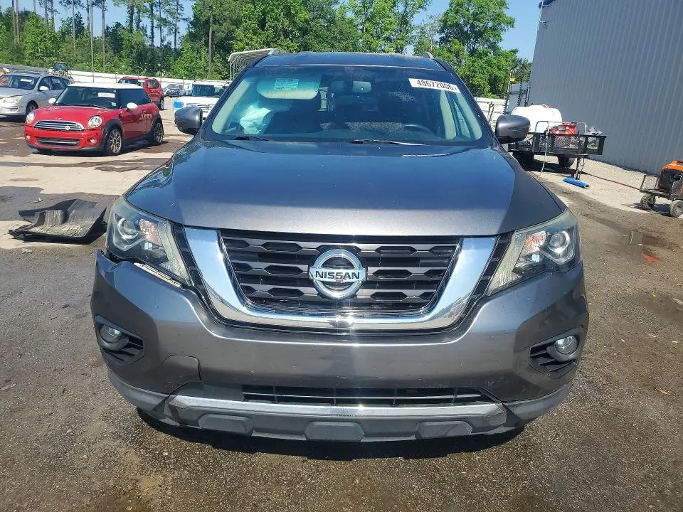 2017 NISSAN PATHFINDER SV  