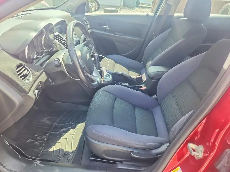 2012 CHEVROLET CRUZE LT  