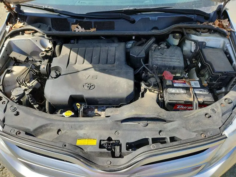 2013 TOYOTA VENZA XLE  