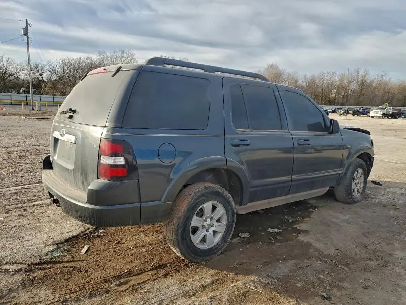 2010 FORD EXPLORER XLT  
