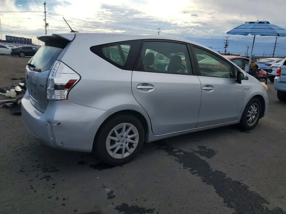 2013 TOYOTA PRIUS V THREE  