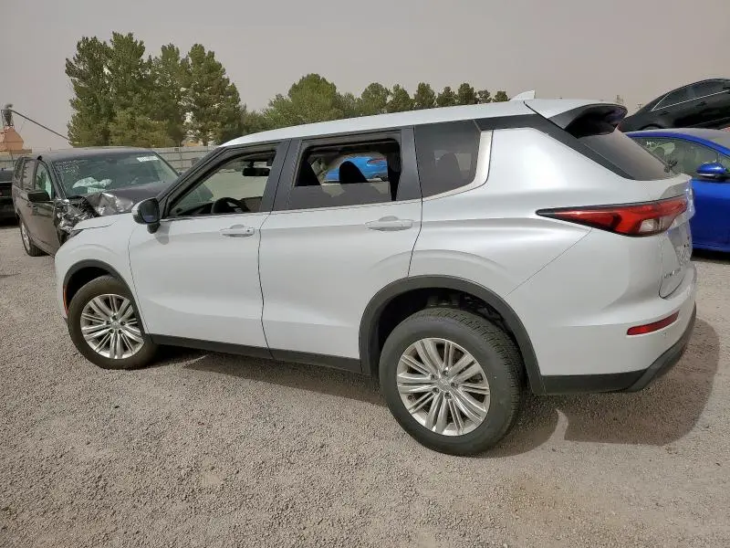 2024 MITSUBISHI OUTLANDER ES  