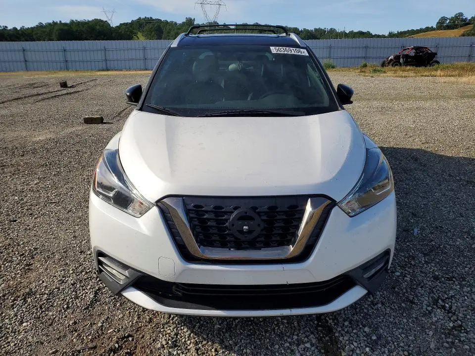 2019 NISSAN KICKS SR  