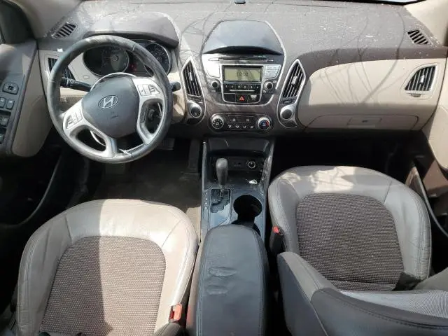 2010 HYUNDAI TUCSON GLS  