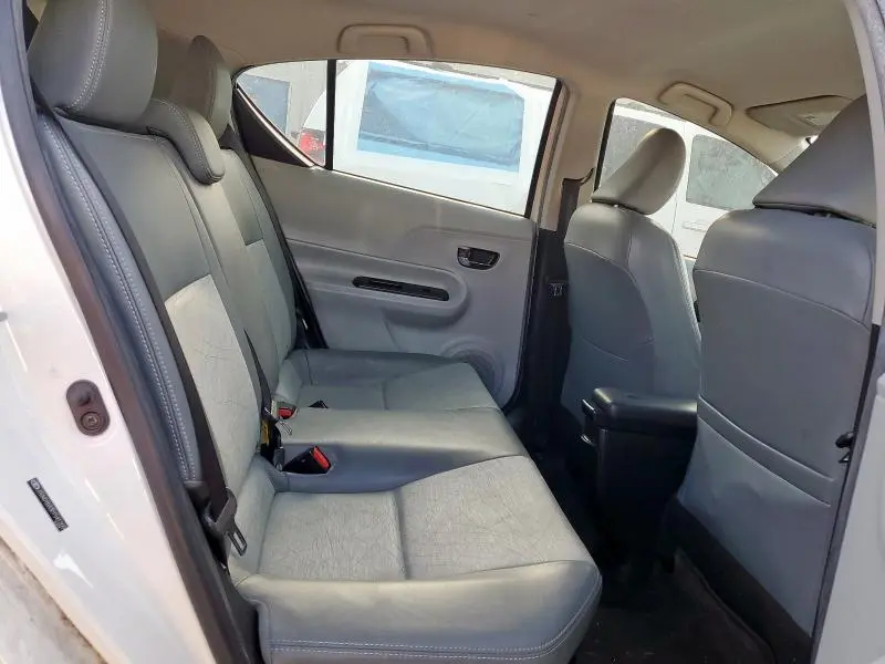 2013 TOYOTA PRIUS C   