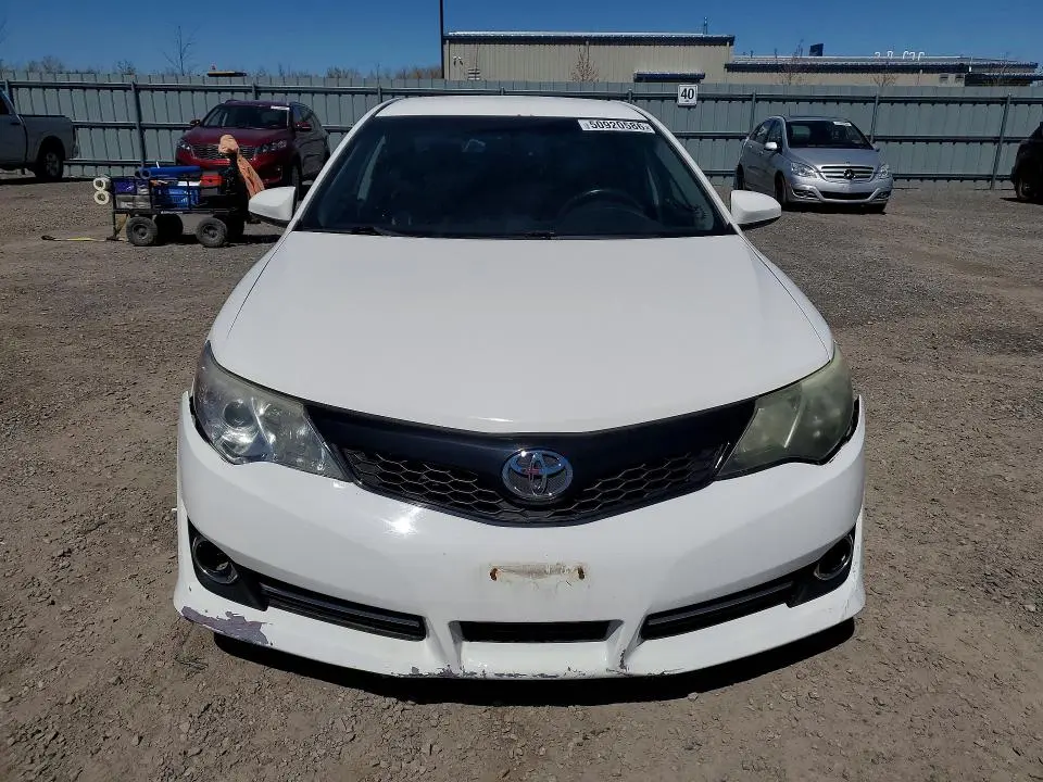 2014 TOYOTA CAMRY L  