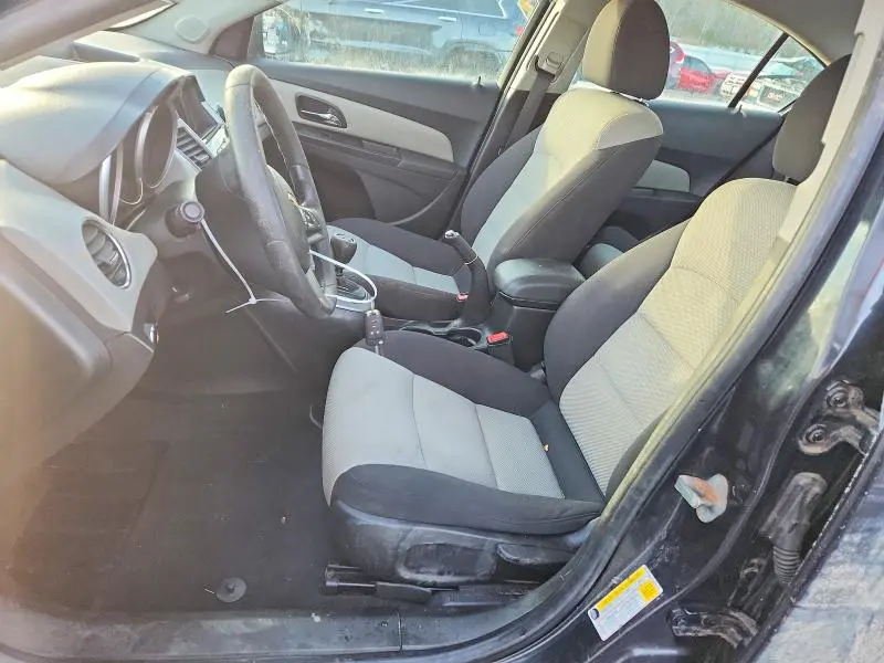 2013 CHEVROLET CRUZE LS  