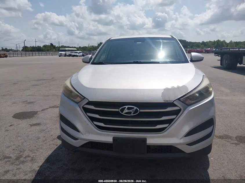 2018 HYUNDAI TUCSON SE