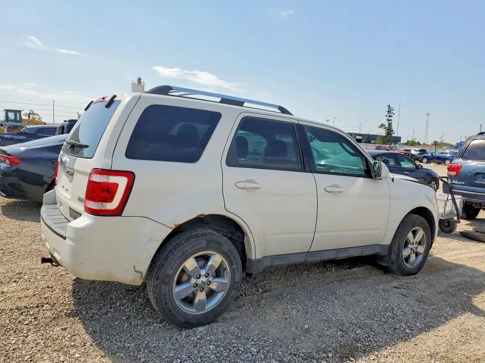 2011 FORD ESCAPE LIMITED  