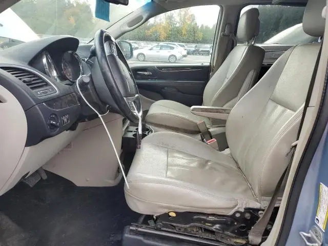 2013 CHRYSLER TOWN & COUNTRY TOURING  