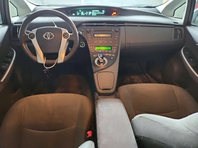 2010 TOYOTA PRIUS II  
