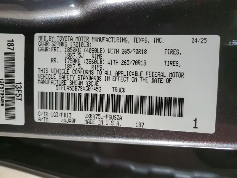 2025 TOYOTA TUNDRA SR5  