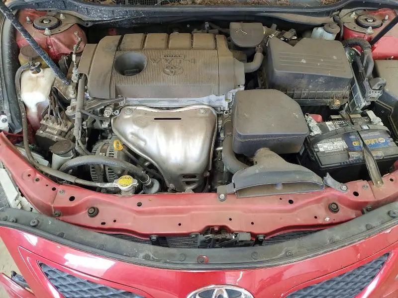 2011 TOYOTA CAMRY SE  