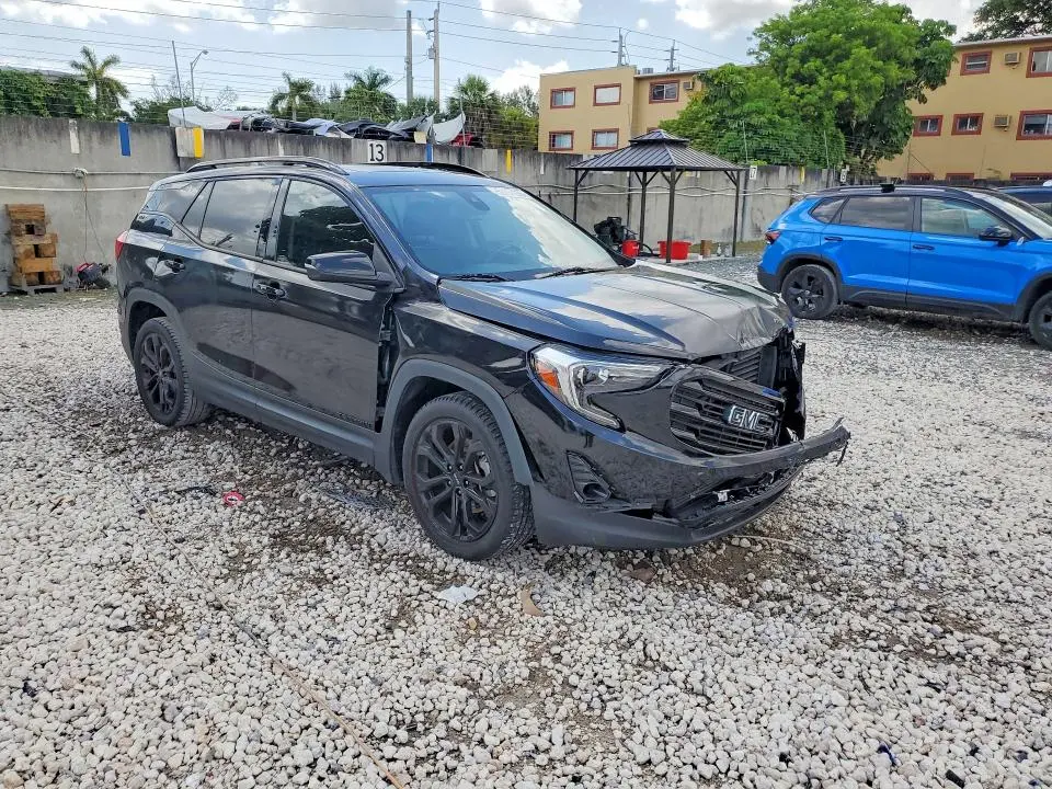 2020 GMC TERRAIN SLT  