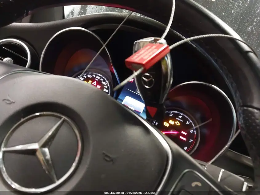 2019 MERCEDES-BENZ GLC 350E 4MATIC