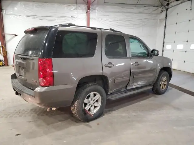 2013 GMC YUKON SLE  