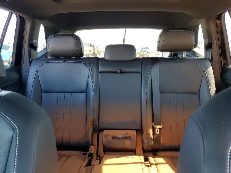 2022 VOLKSWAGEN TIGUAN SE R-LINE BLACK  