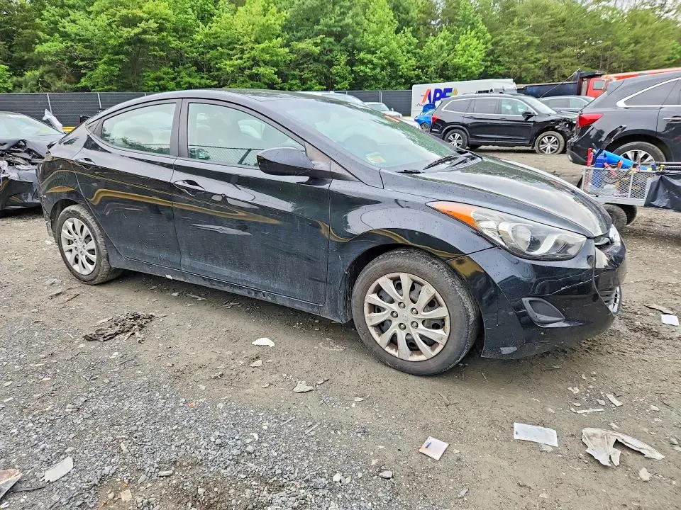 2012 HYUNDAI ELANTRA GLS  