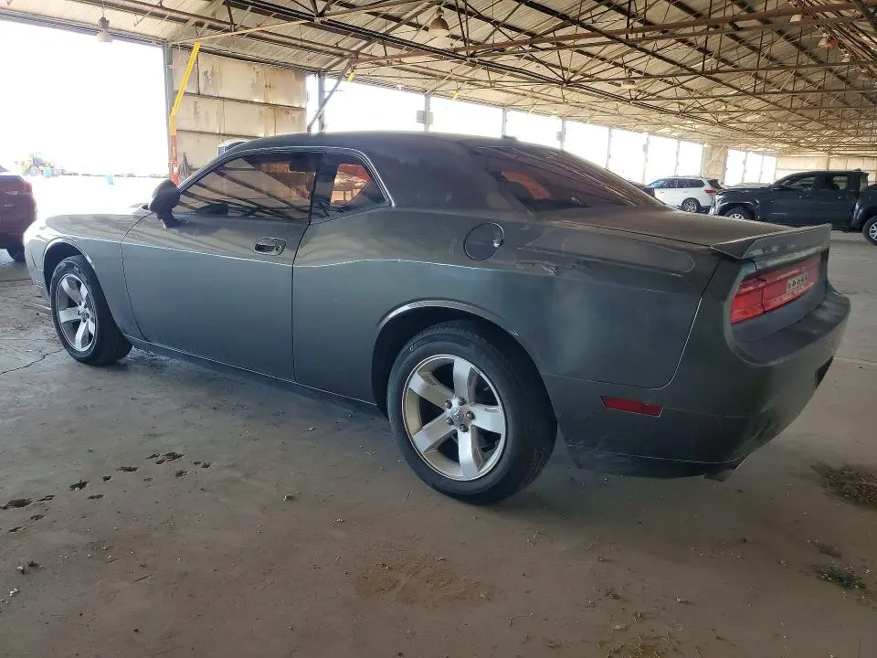 2010 DODGE CHALLENGER SE  